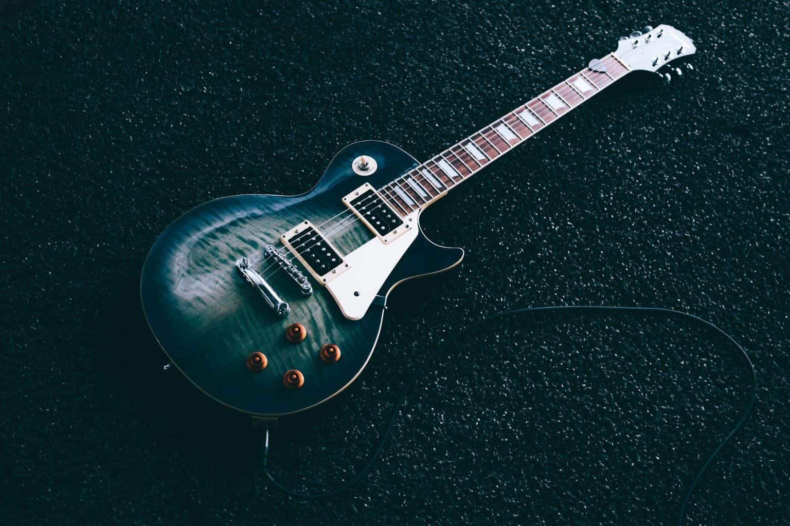 how-to-learn-electric-guitar-fast-with-timeline-can-you-teach-yourself